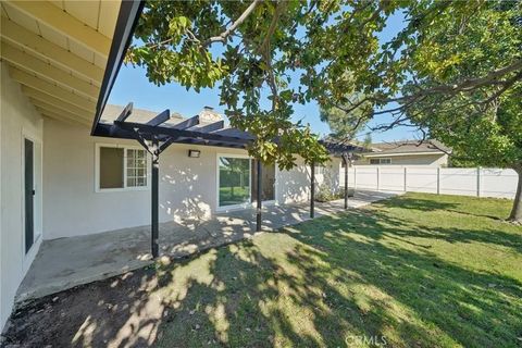 Tiny photo for 1098 Syracuse Dr, Claremont, CA 91711 (MLS # DW25272708)