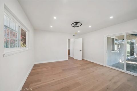 Tiny photo for 1098 Syracuse Dr, Claremont, CA 91711 (MLS # DW25272708)