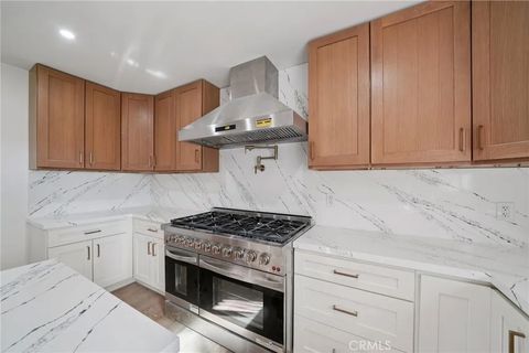 Tiny photo for 1098 Syracuse Dr, Claremont, CA 91711 (MLS # DW25272708)