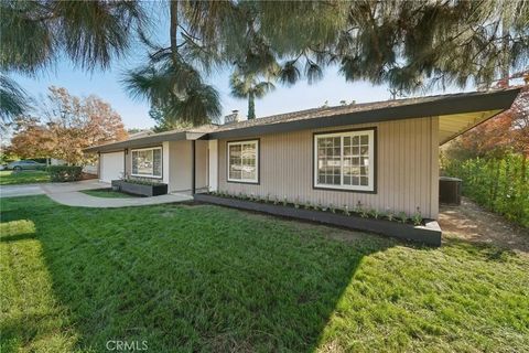 Tiny photo for 1098 Syracuse Dr, Claremont, CA 91711 (MLS # DW25272708)