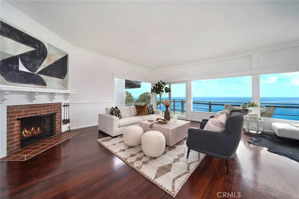 2621 Victoria Drive