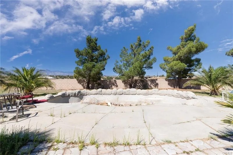 11875 Lamplighter Lane