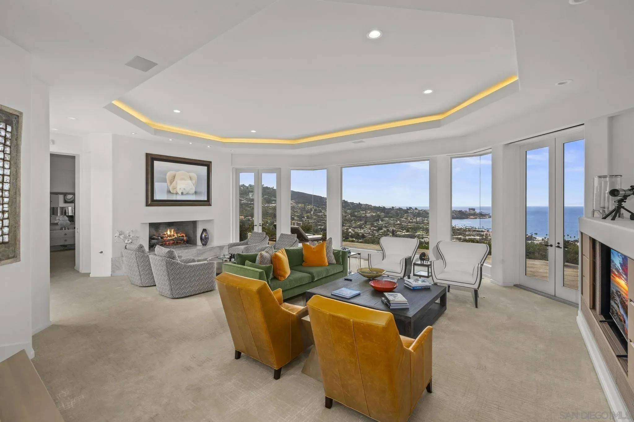 La Jolla, California 92037, United States, 4 Bedrooms Bedrooms, ,5 BathroomsBathrooms,Residential,Active,223274