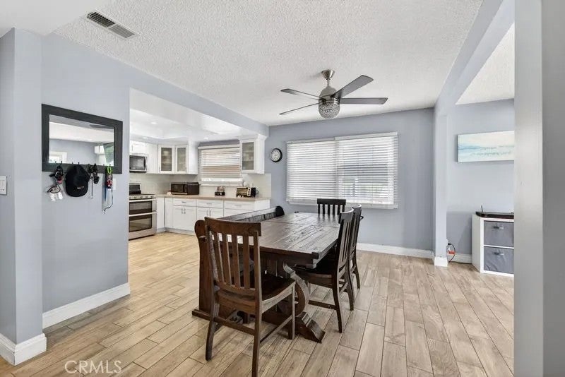 6082 Medford