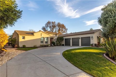 Tiny photo for 843 Hacienda Circle, Paso Robles, CA 93446 (MLS # NS25276475)