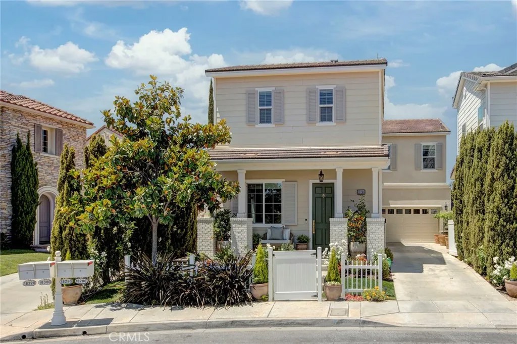 18290 Spyglass Hill