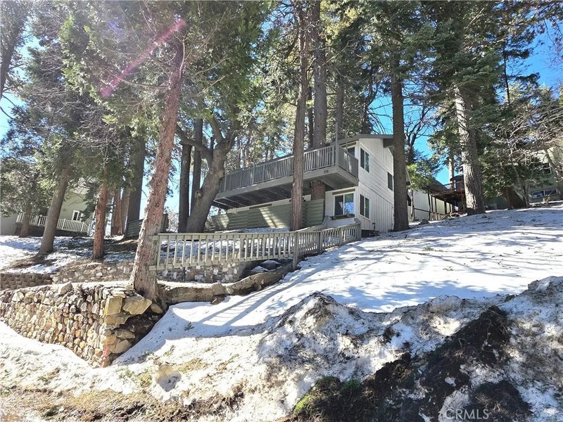 738 W Victoria Court