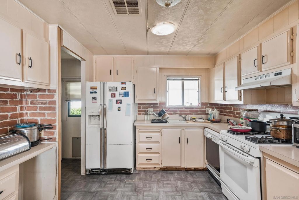 Photo of 12970 Hwy 8 Business Spc 111, El Cajon, CA 92021 (MLS # 250039285)