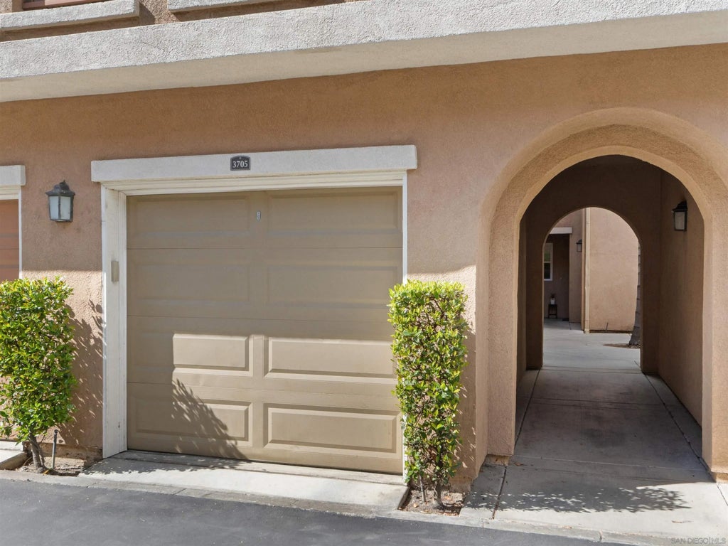Photo of 26336 Arboretum Way #3705, Murrieta, CA 92563 (MLS # 260008739)