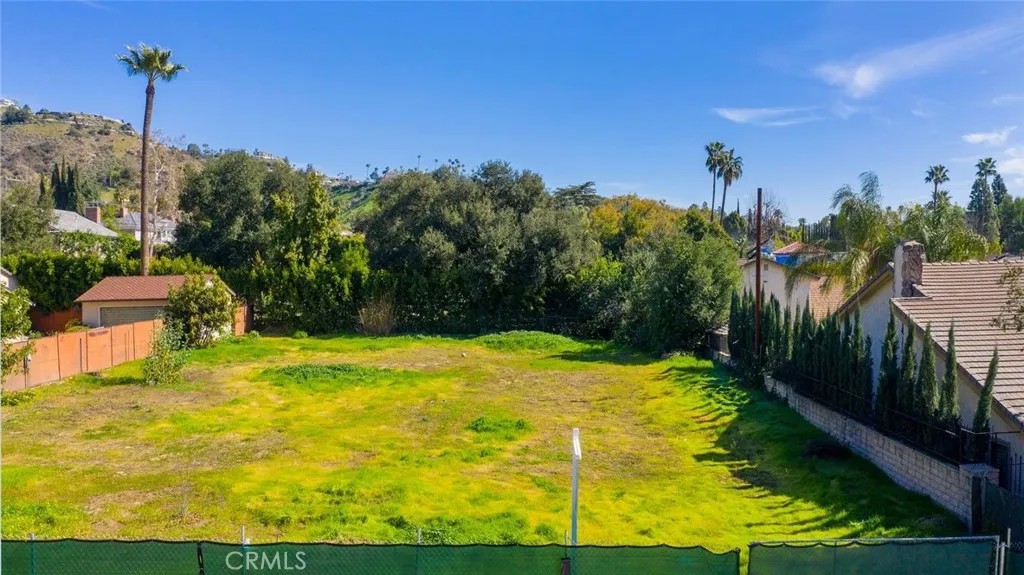 1420 Valley View