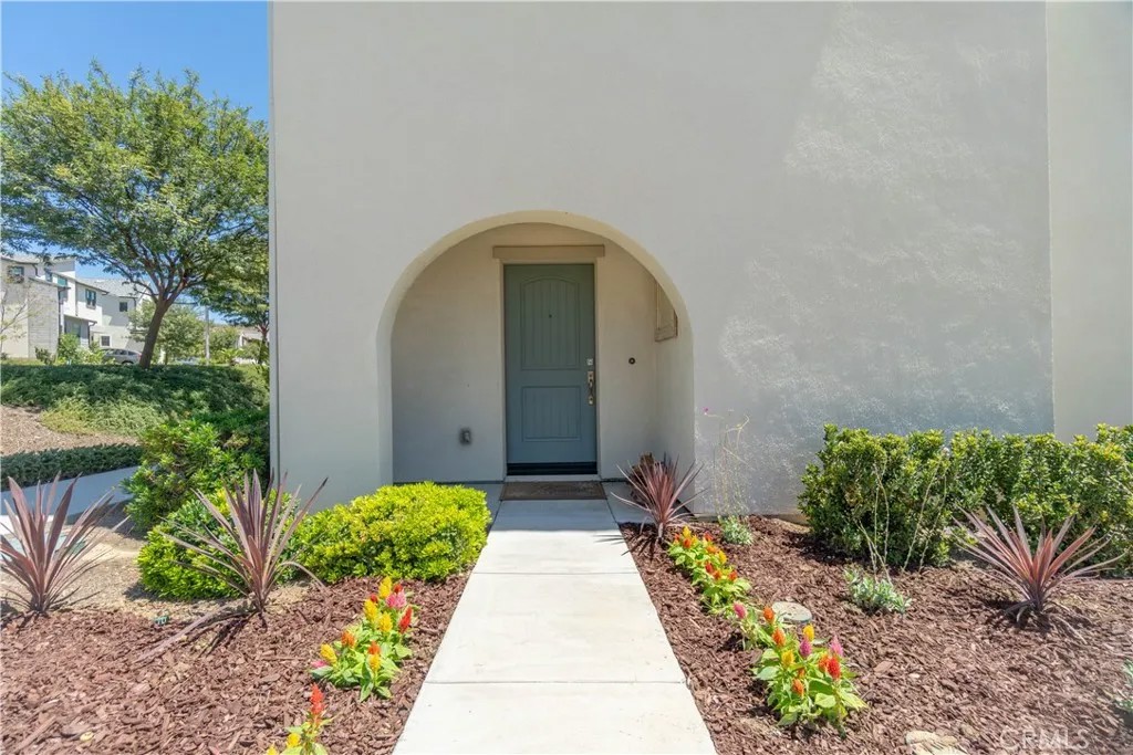 27659 S Rockcrest