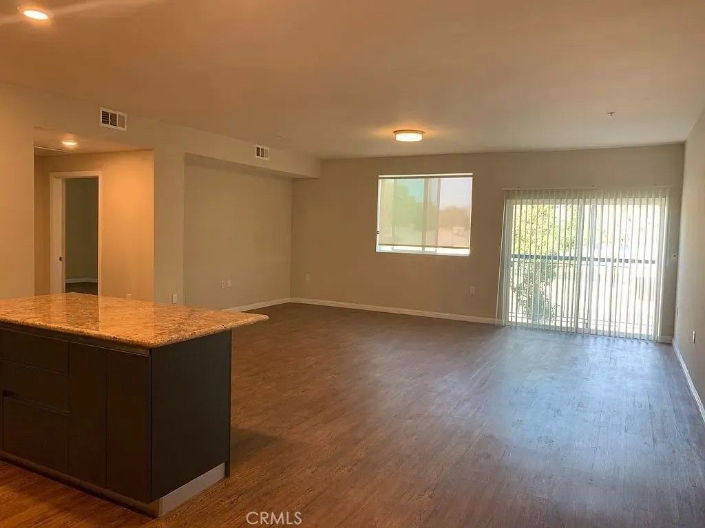 Photo of 11442 Victory Blvd #403, North Hollywood, CA 91606 (MLS # SR26086693)