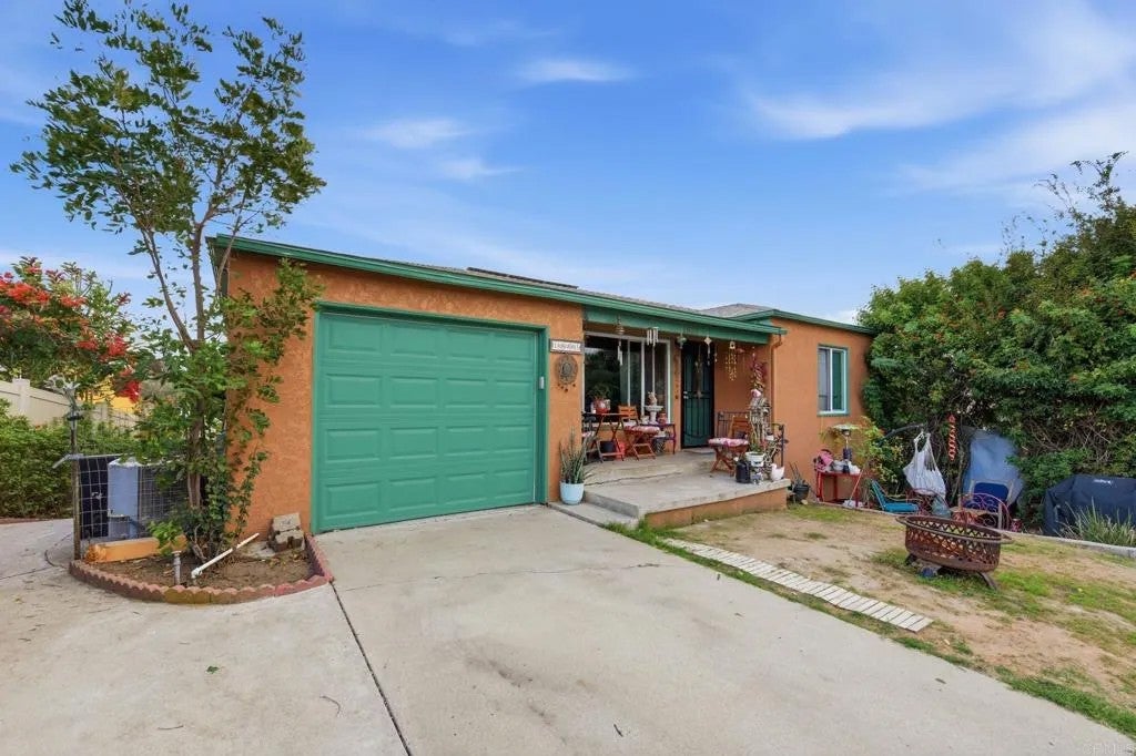 1803 El Dora Street