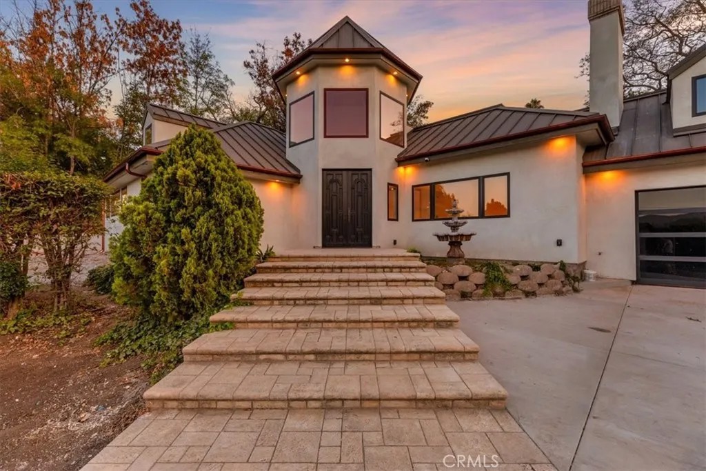 10533 Morada