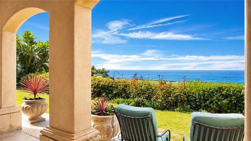 26 RITZ COVE