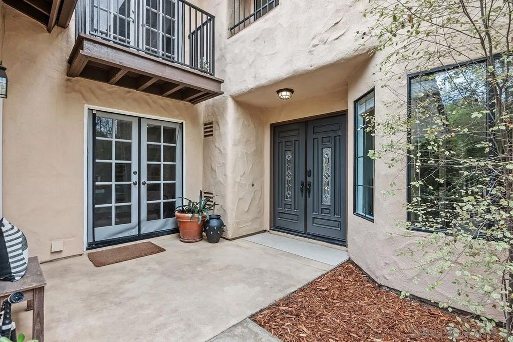 Photo of 701 Concerto Gln, Escondido, CA 92025 (MLS # 250041715)