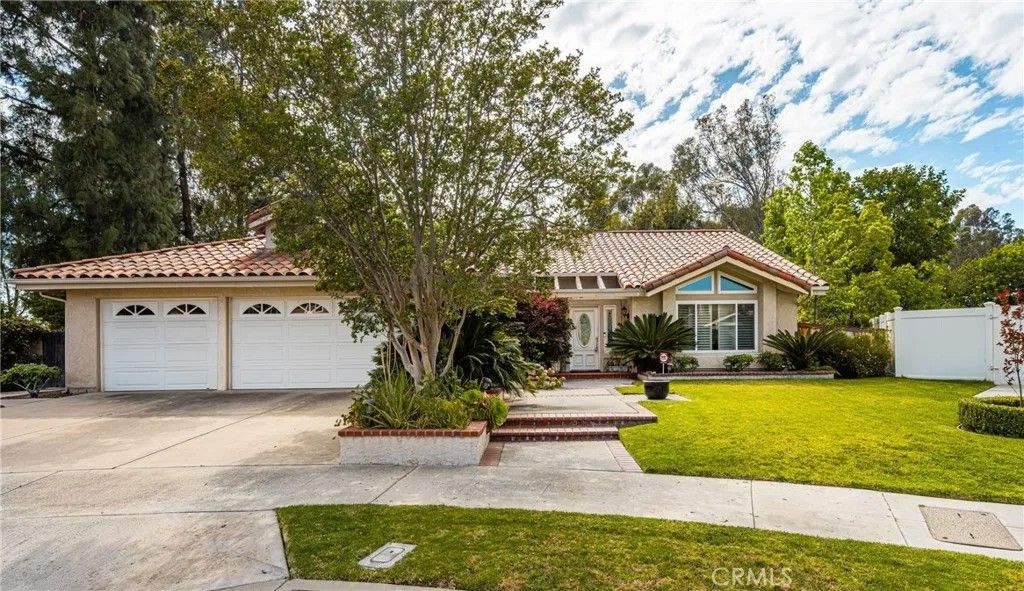 Photo of 6435 E Joshua Tree Avenue, Orange, CA 92867 (MLS # PW26090799)