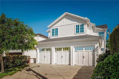 Photo of 1720 Oak Avenue, Manhattan Beach, CA 90266 (MLS # SB26048244)