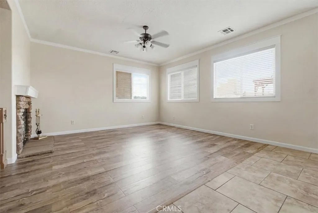 1160 Madrona