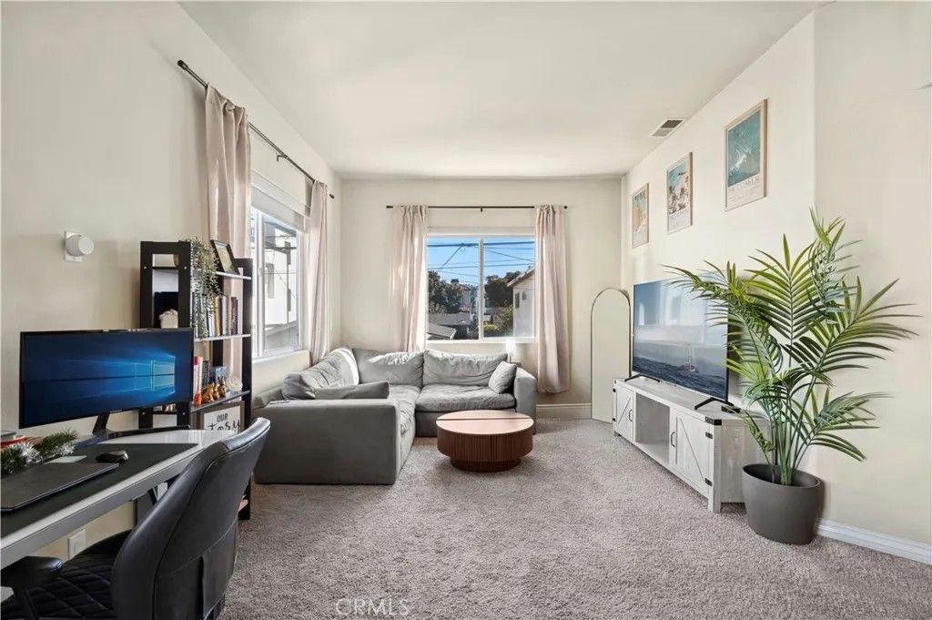 Photo of 710 Marigold Ave, Corona Del Mar, CA 92625 (MLS # NP26007620)