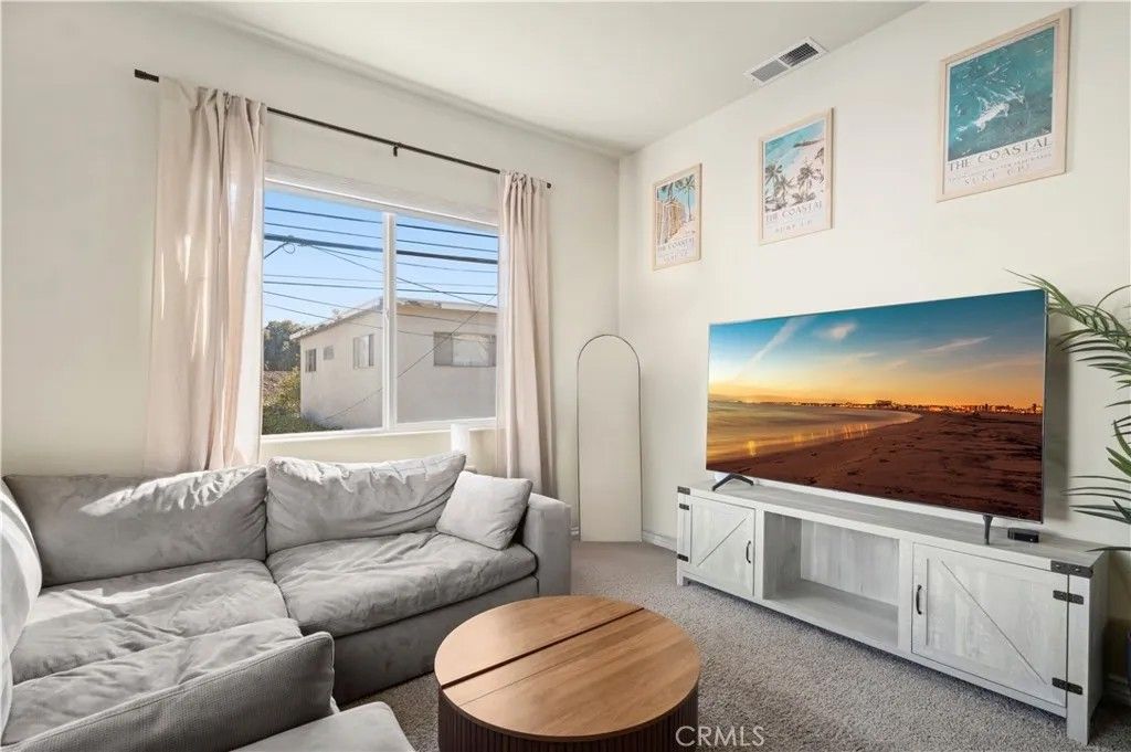 Photo of 710 Marigold Ave, Corona Del Mar, CA 92625 (MLS # NP26007620)