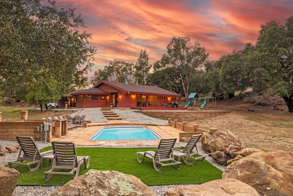 Photo of 3280 Black Oak Lane, Julian, CA 92036 (MLS # 250042127)