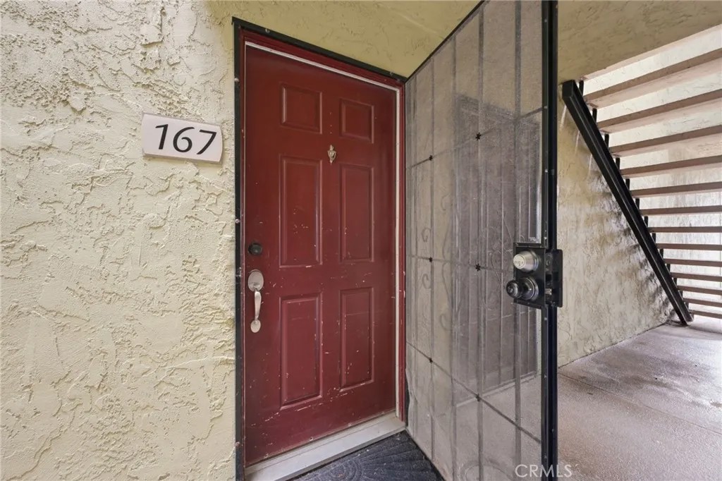615 Fredricks 167