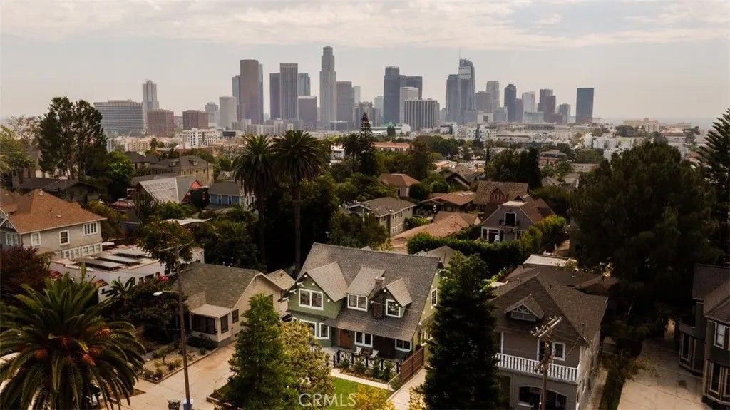 Photo of 1432 Kellam Ave, Echo Park, CA 90026 (MLS # SR26012153)