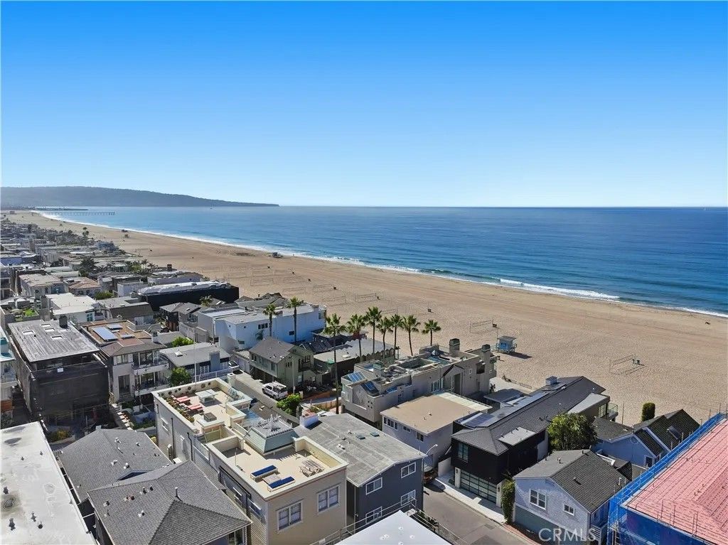 Photo of 116 5th Place, Manhattan Beach, CA 90266 (MLS # SB25235099)