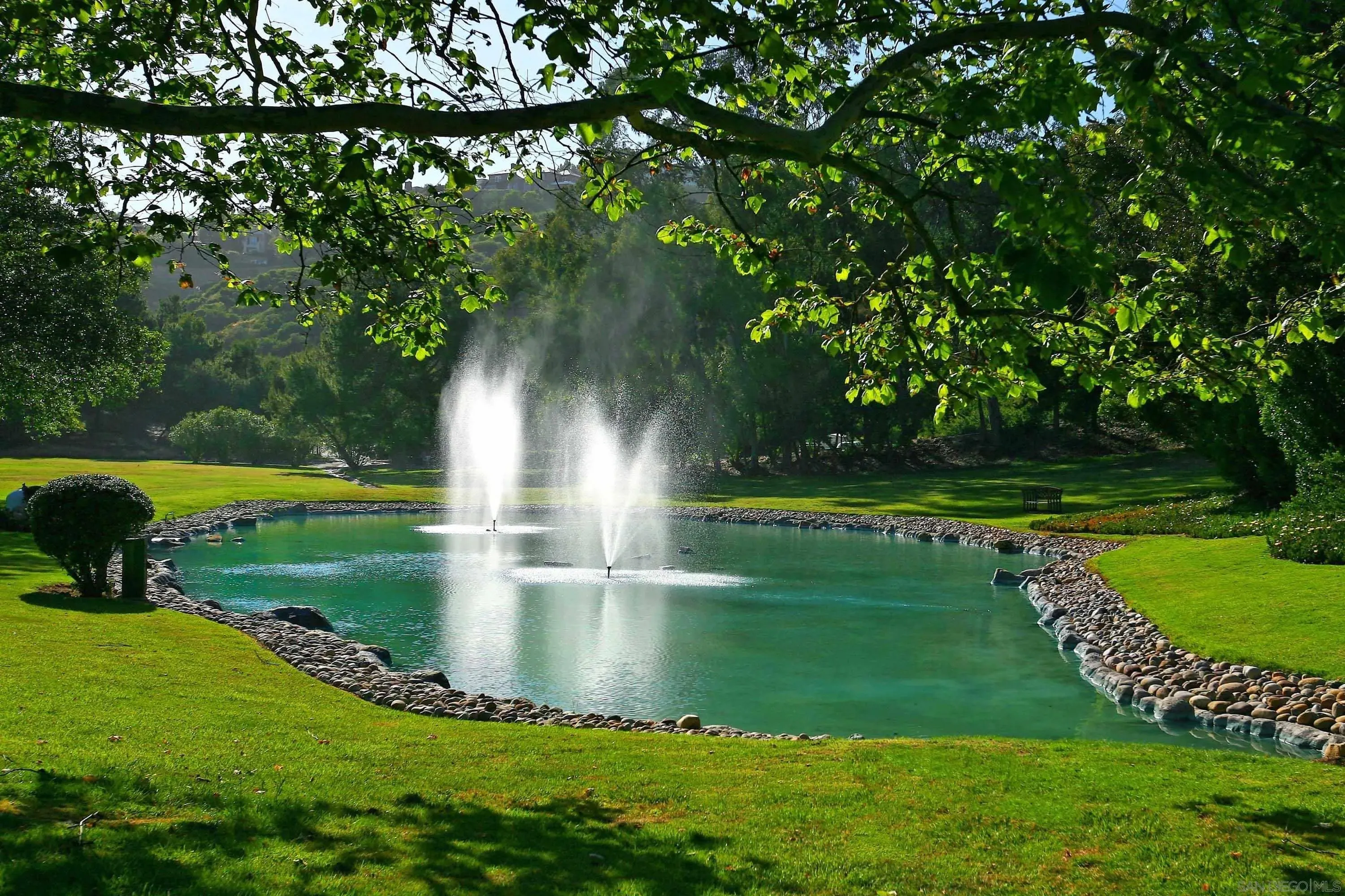 La Jolla, California 92037, United States, 5 Bedrooms Bedrooms, ,4 BathroomsBathrooms,Residential,Active,236167