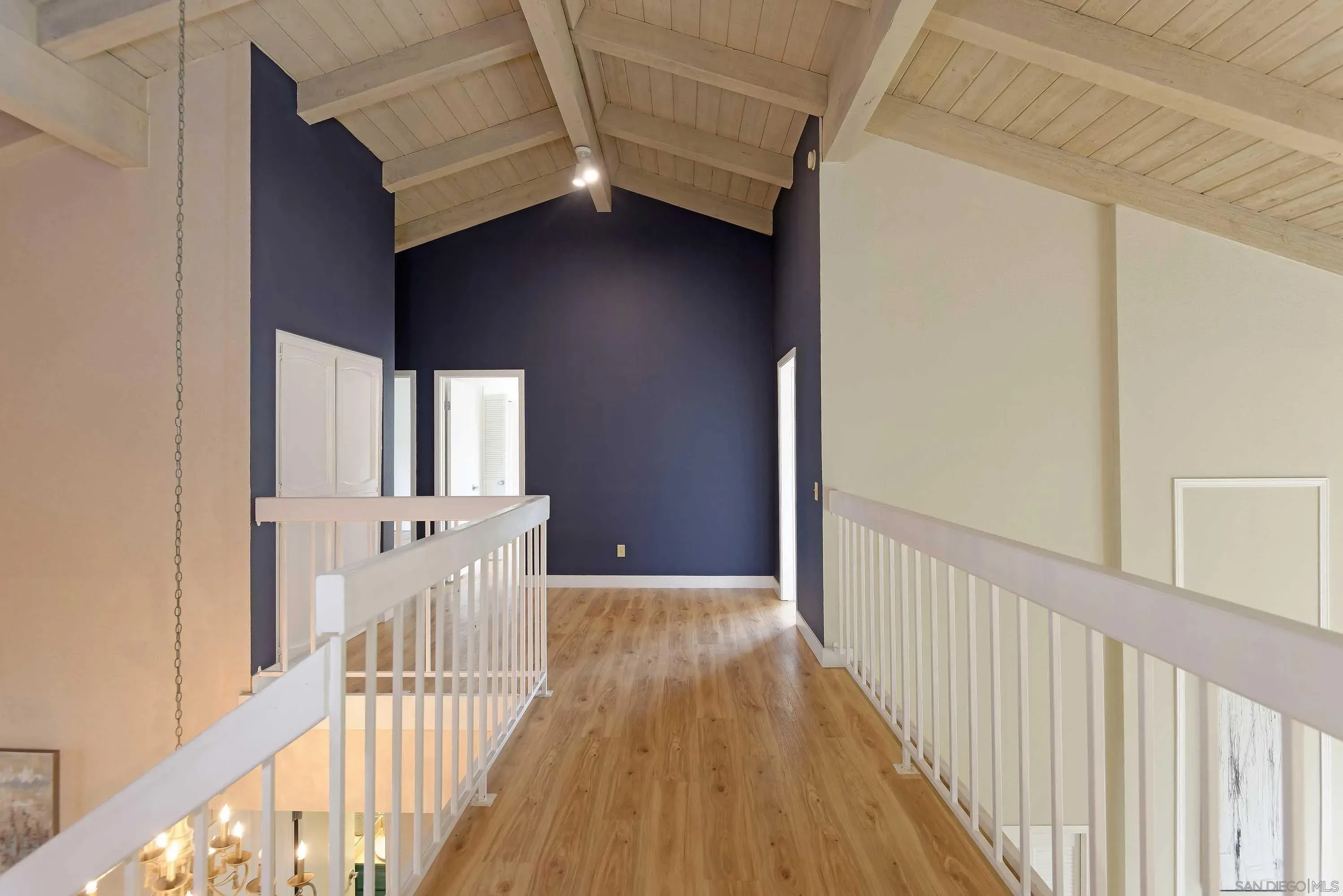 La Jolla, California 92037, United States, 5 Bedrooms Bedrooms, ,4 BathroomsBathrooms,Residential,Active,236167