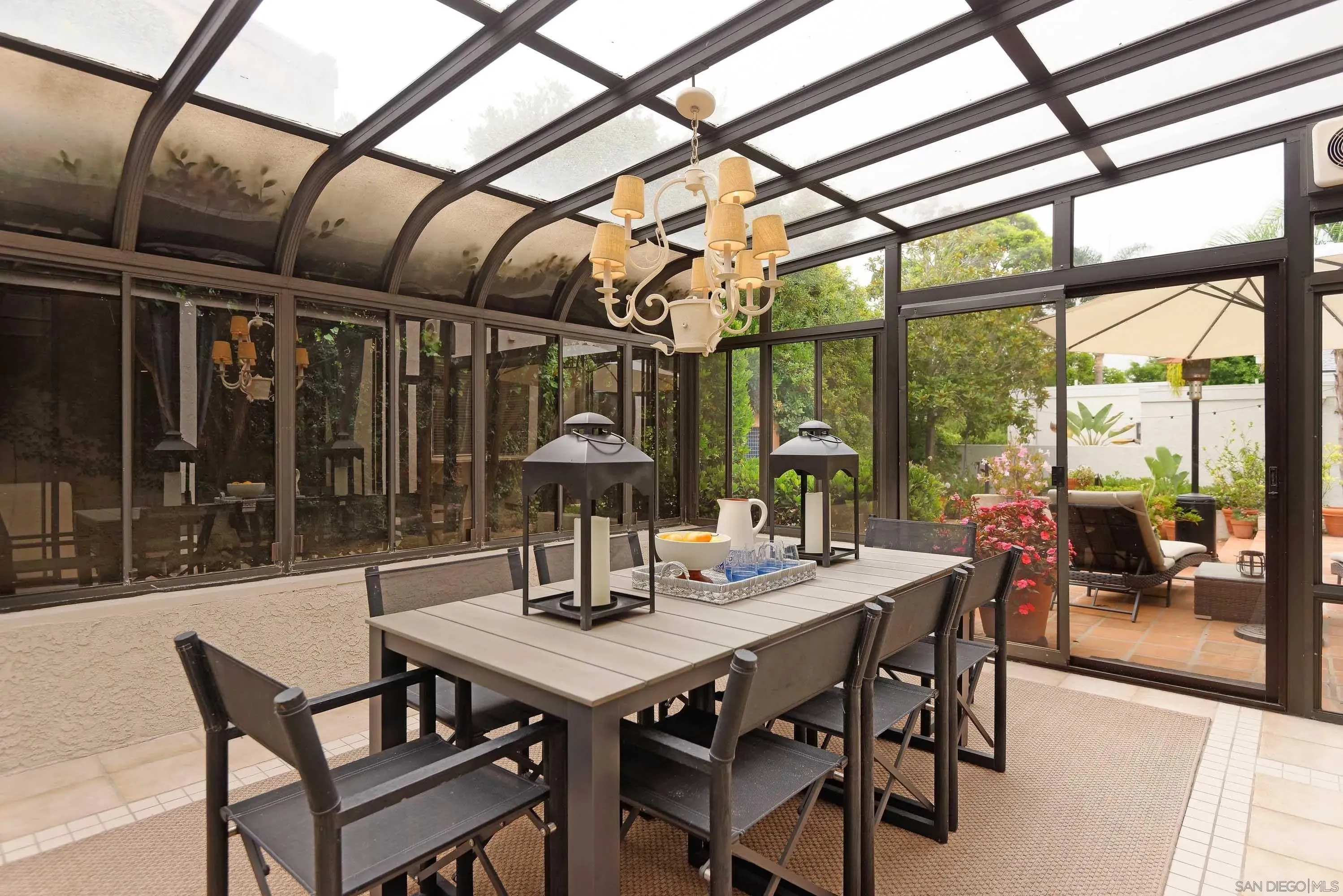 La Jolla, California 92037, United States, 5 Bedrooms Bedrooms, ,4 BathroomsBathrooms,Residential,Active,236167