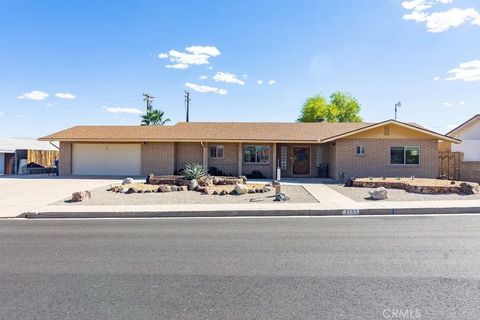 Photo of 2113 Lillyhill Dr, Needles, CA 92363 (MLS # JT26072436)