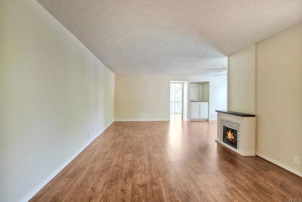 2564 Navarra Drive 115