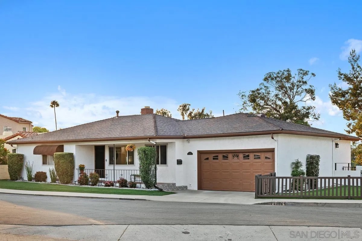 4386 Argos Dr
