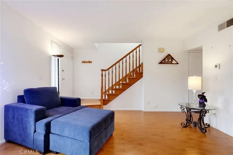 1713 Westmont