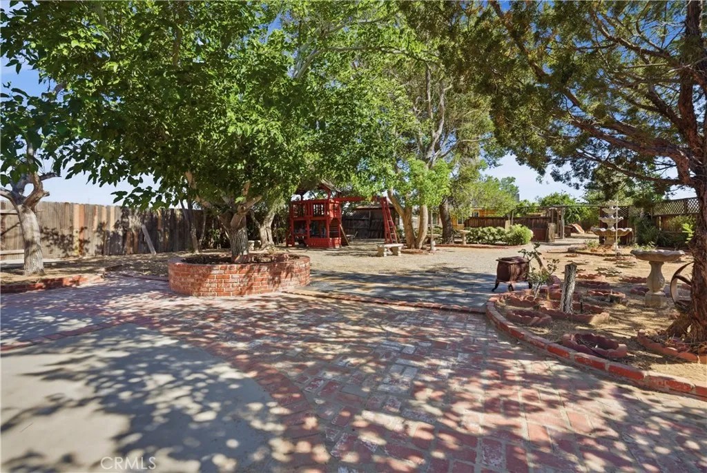 3160 E E Avenue R8