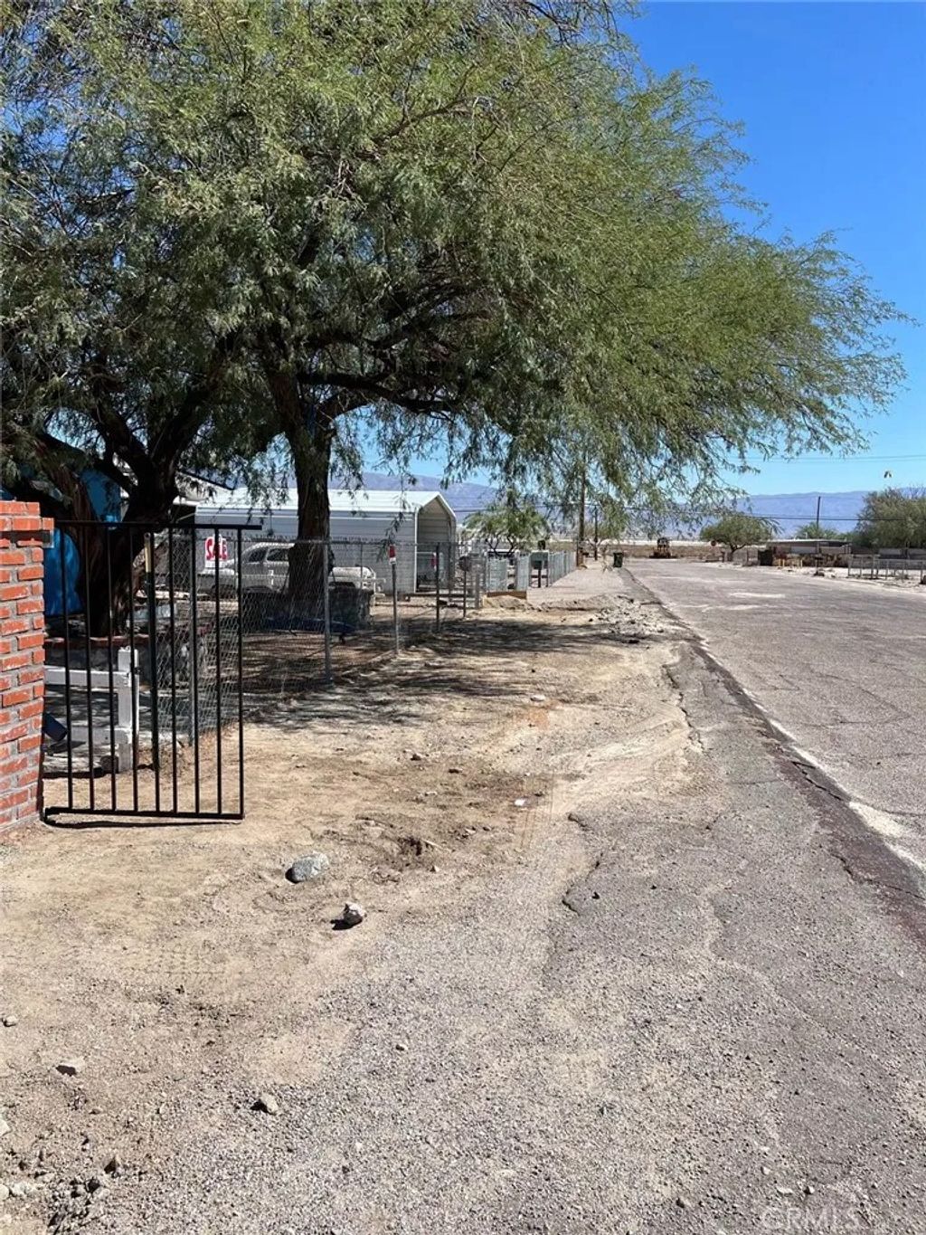 Photo of 13776 Benton Street, Trona, CA 93562 (MLS # CV26092674)