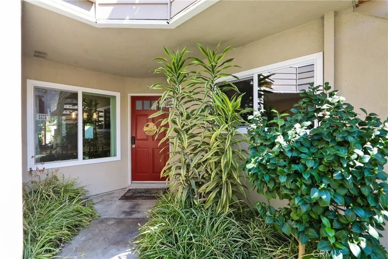10 Glenoaks