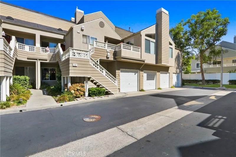 10 Glenoaks