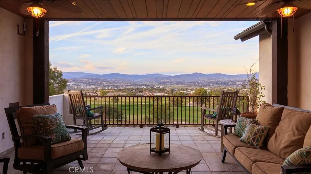 25532 Oak Meadow Drive