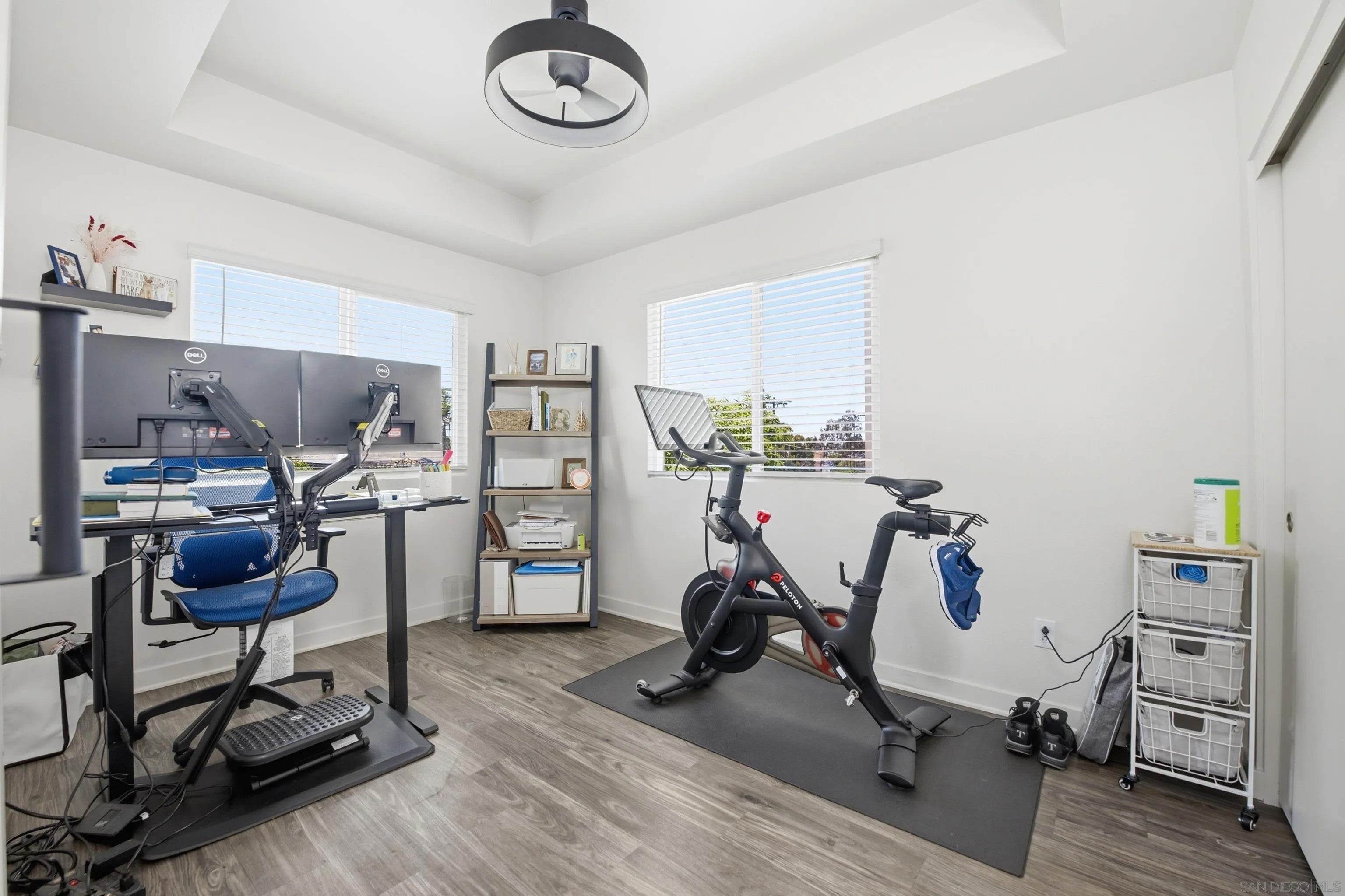 4464 Ocean View Boulevard 1