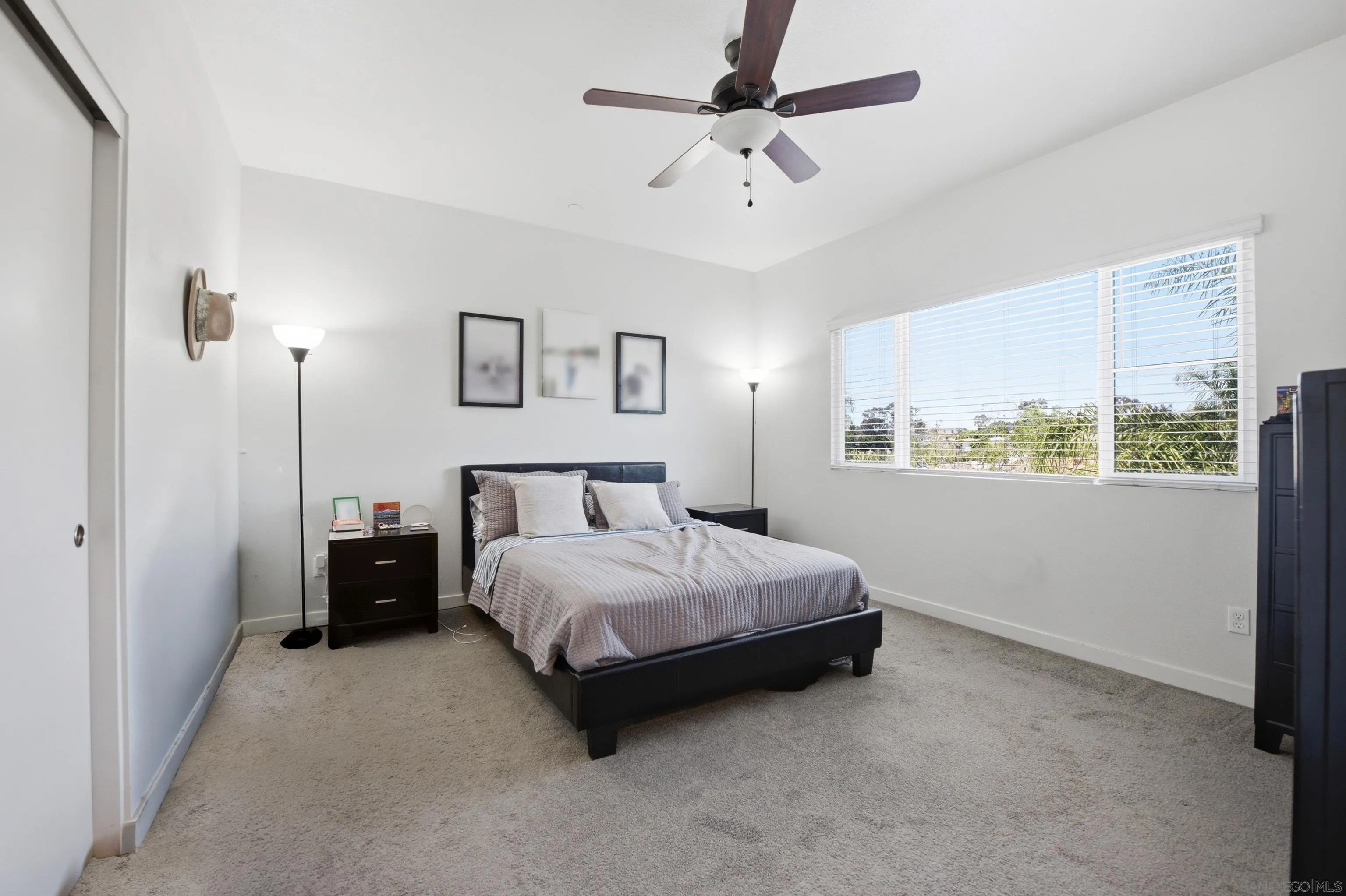 4464 Ocean View Boulevard 1