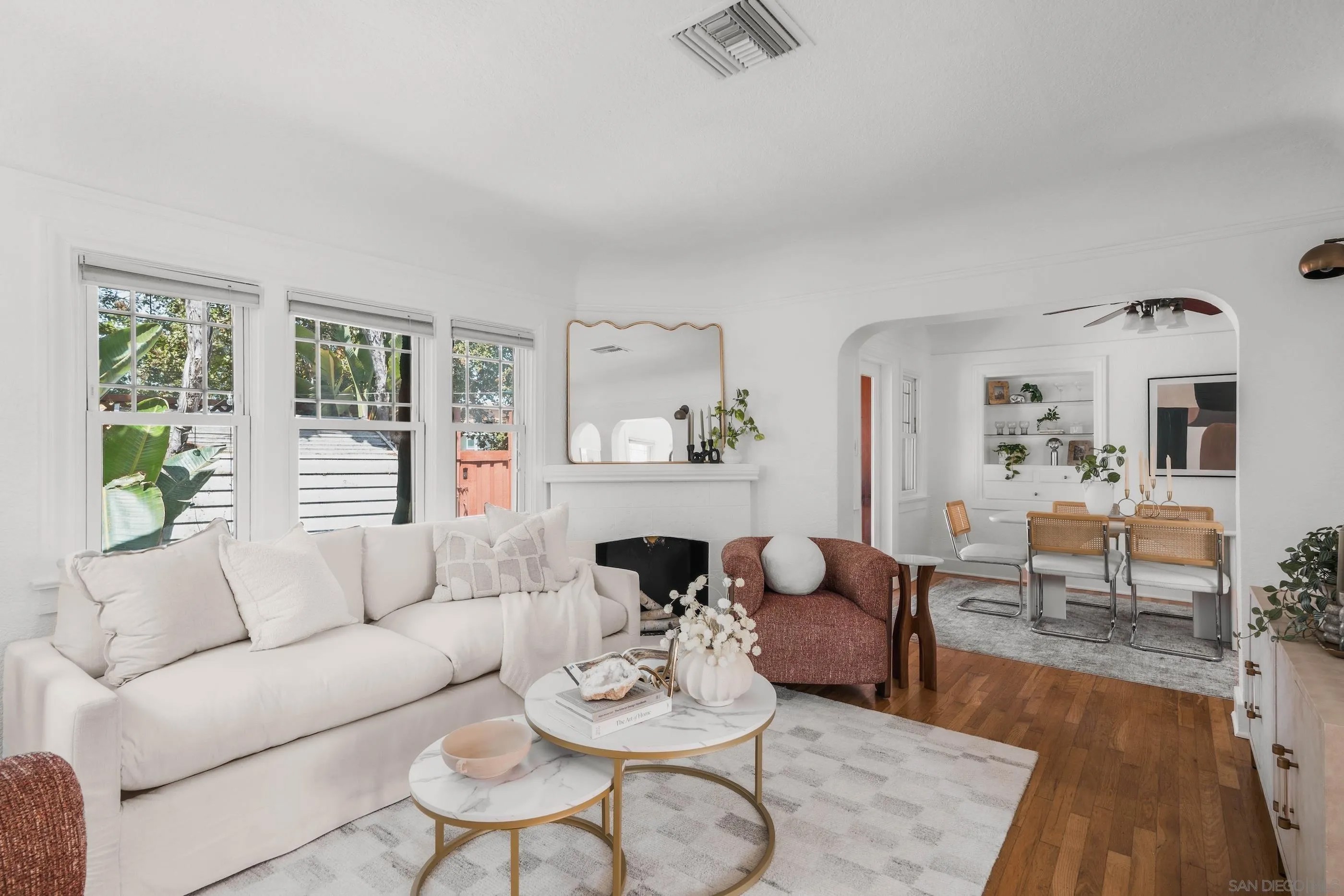 3262 Meade Ave