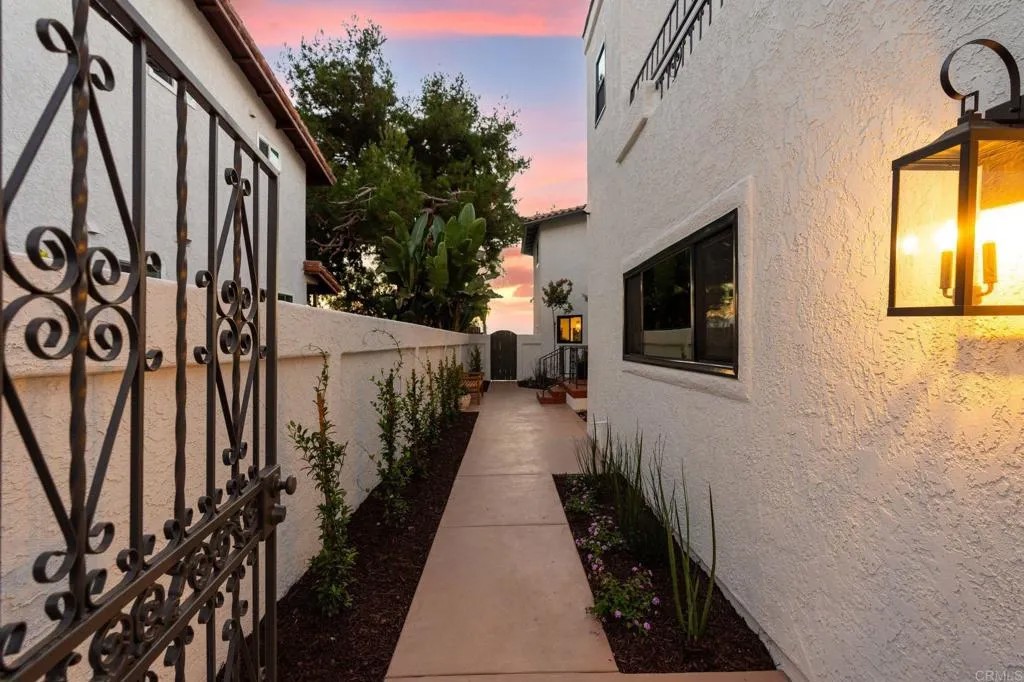 6801 El Fuerte Street
