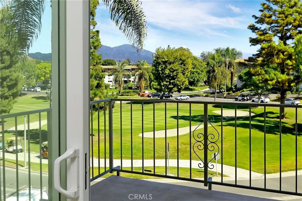 2386 Via Mariposa West 2B