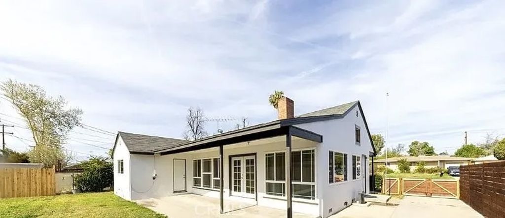 Photo of 3900 San Mateo AVE, Riverside, CA 92504 (MLS # RS26097237)