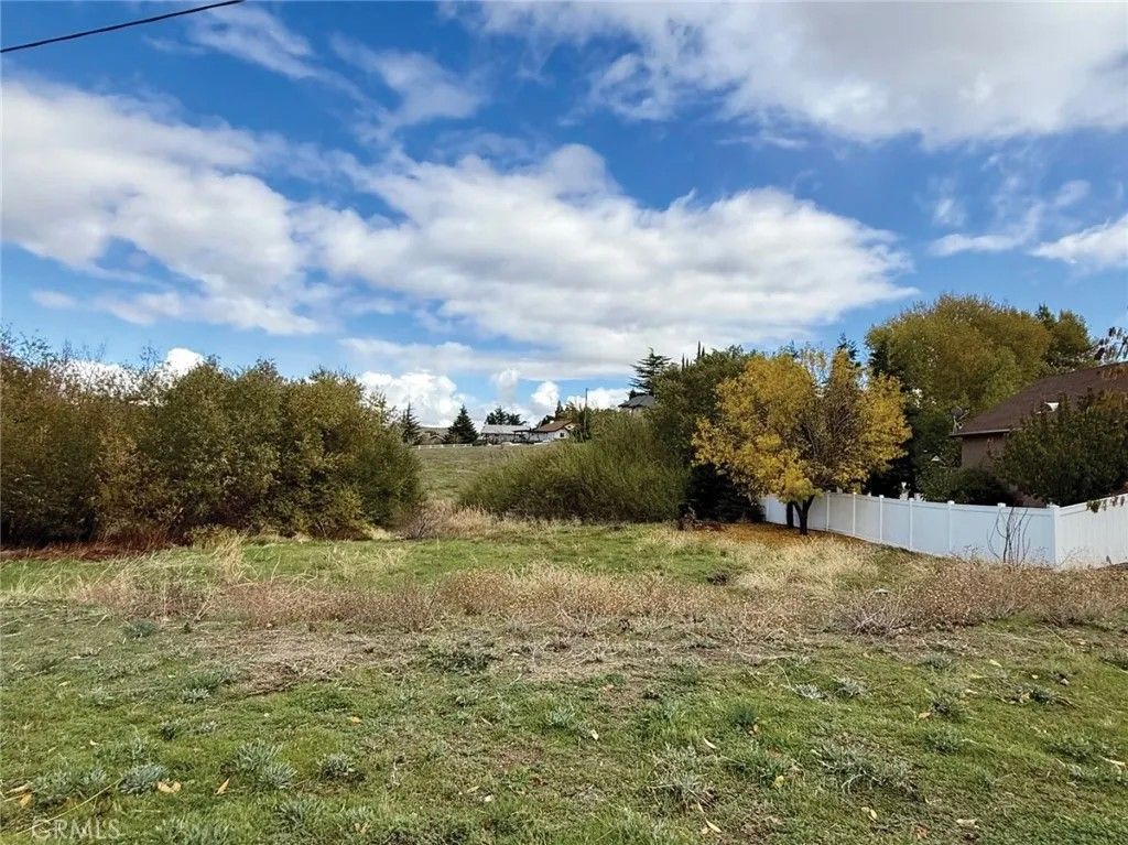 Photo of 0 Lesina Dr, Lancaster, CA 93536 (MLS # SR26102789)