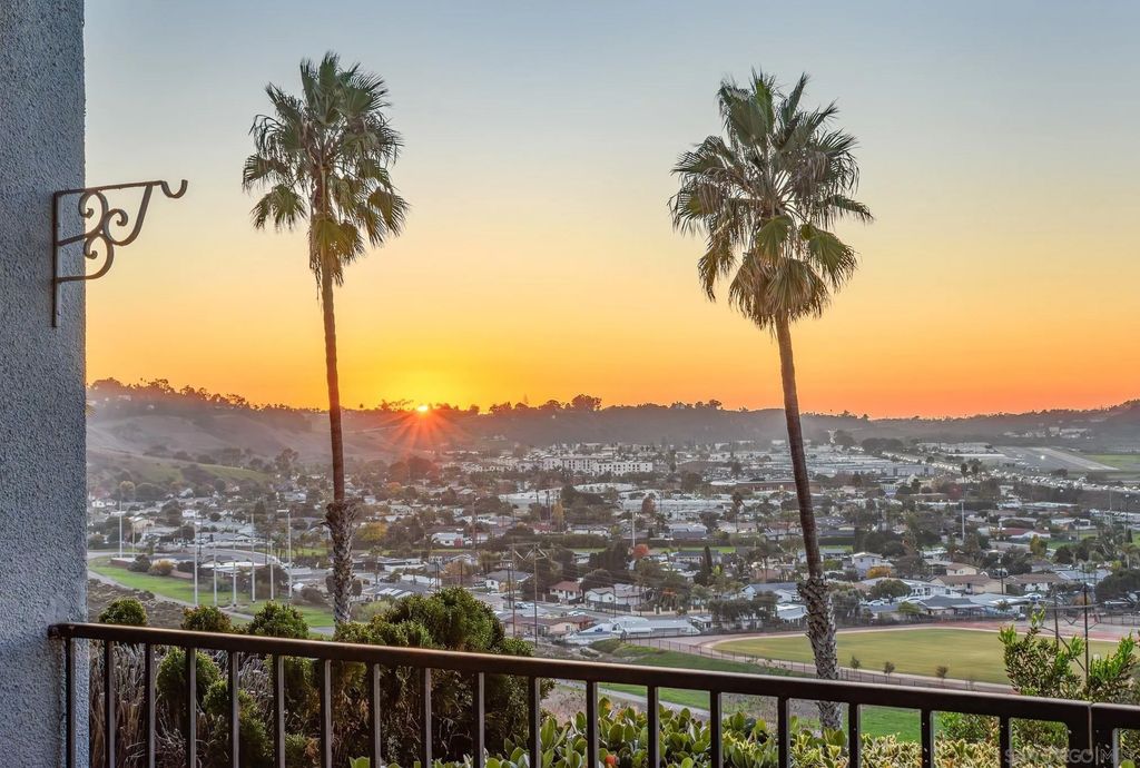 Photo of 3606 Vista Rey 9, Oceanside, CA 92057 (MLS # 2600029)