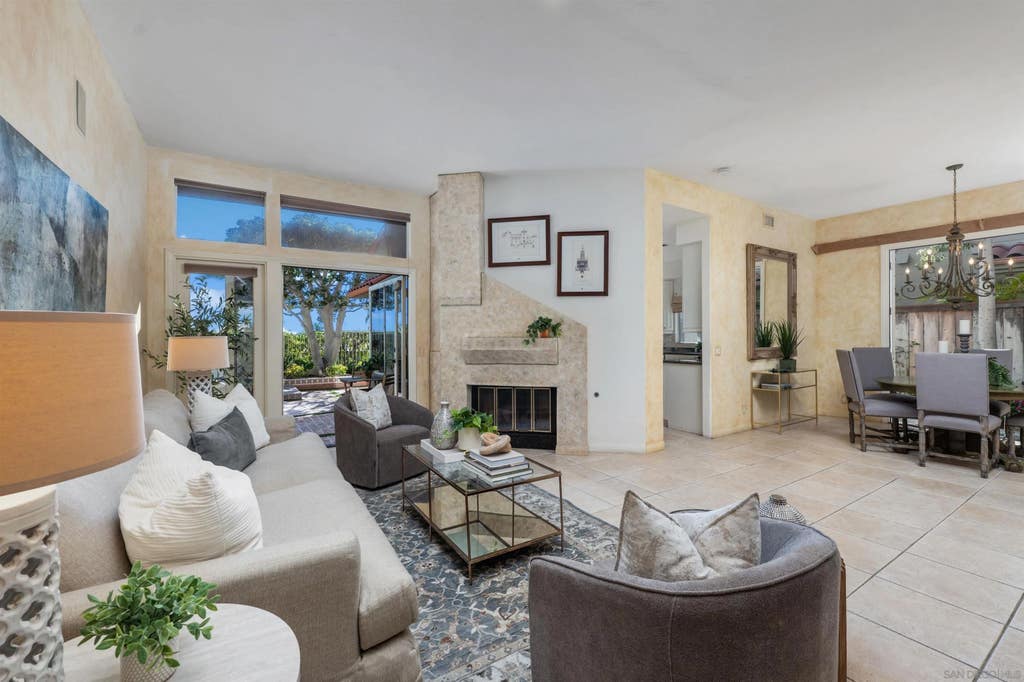 Photo of 5735 Caminito Empresa, La Jolla, CA 92037 (MLS # 260017467)